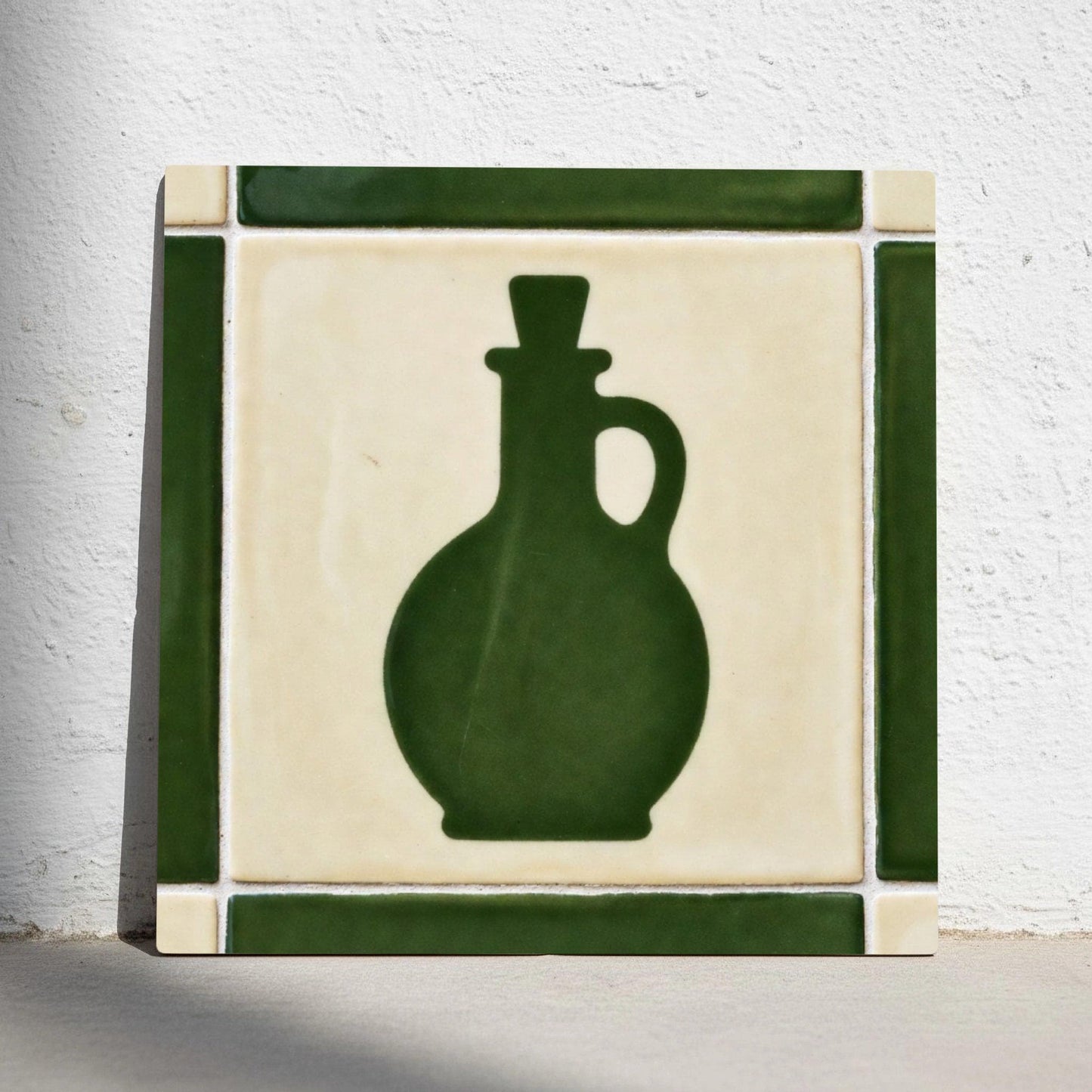 Carreau Vert Huile d'Olive Bottle · Motif Botanique