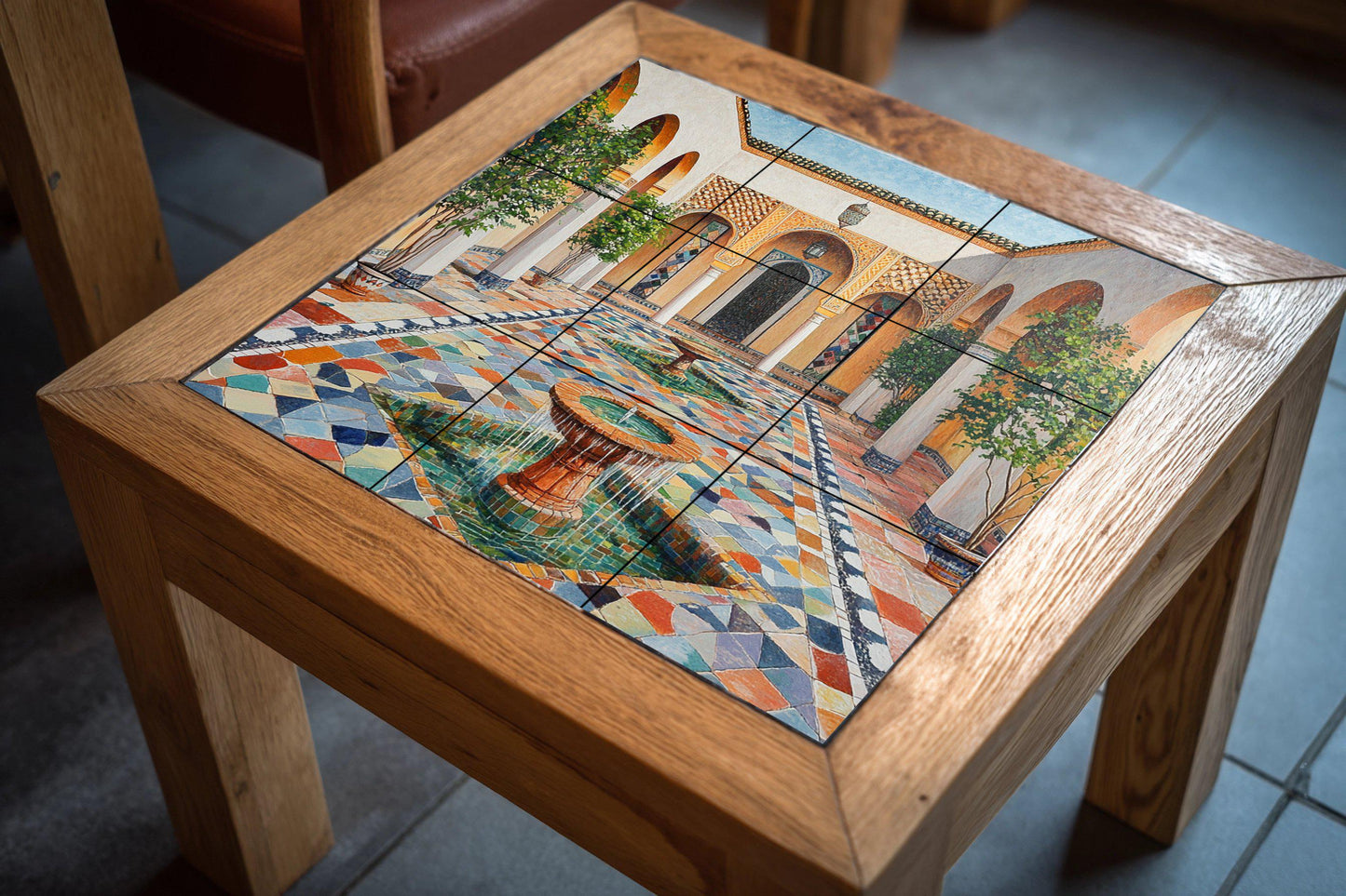 Un riad marroquí con fuente en el patio — Garten- & Natur-Dekor, Wandkunst aus Keramikfliesen
