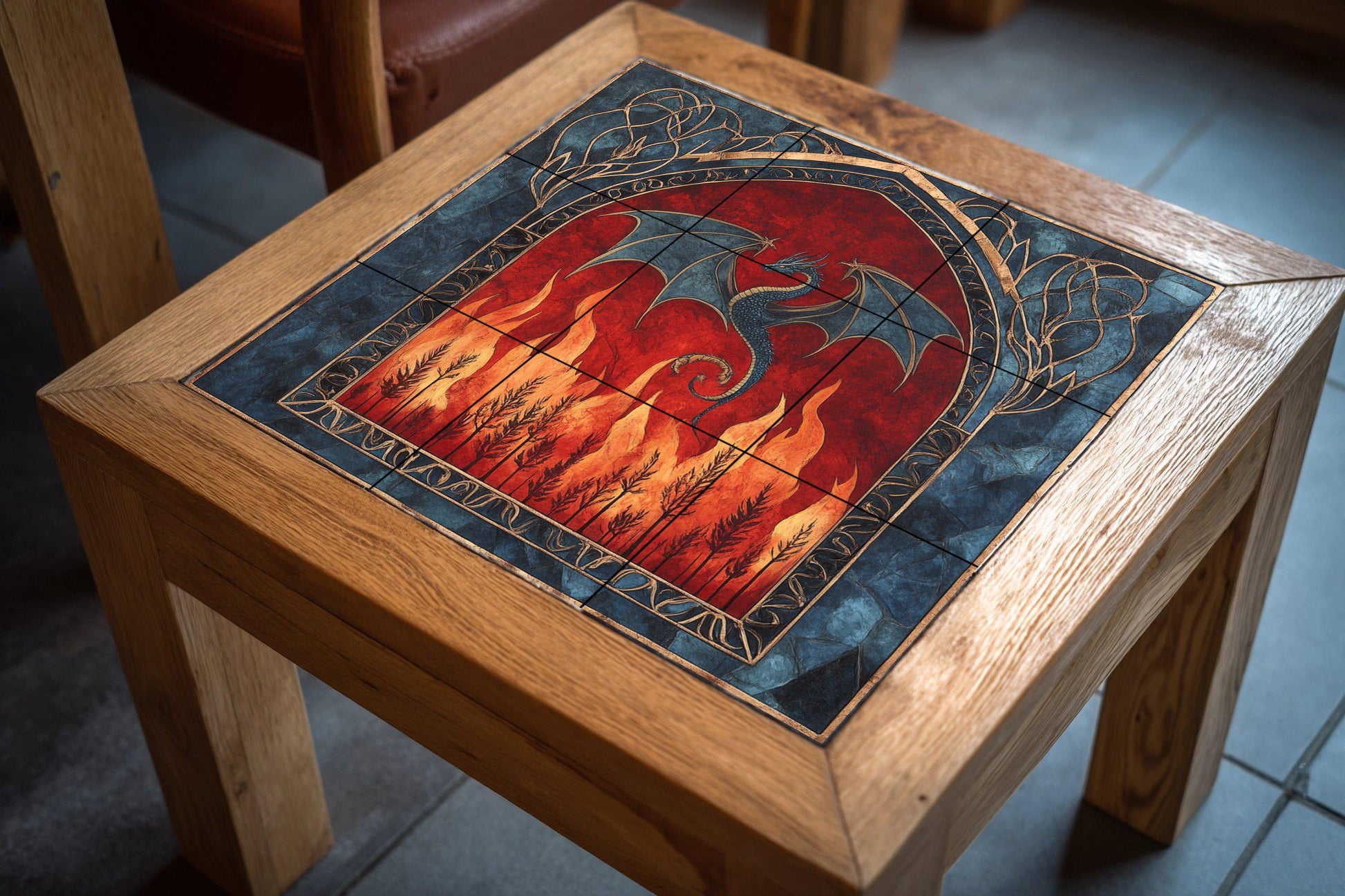 Dragón medieval con diseño de arco gótico y fue — Fliesen-Wandbild aus Keramik · Mythologische Szene