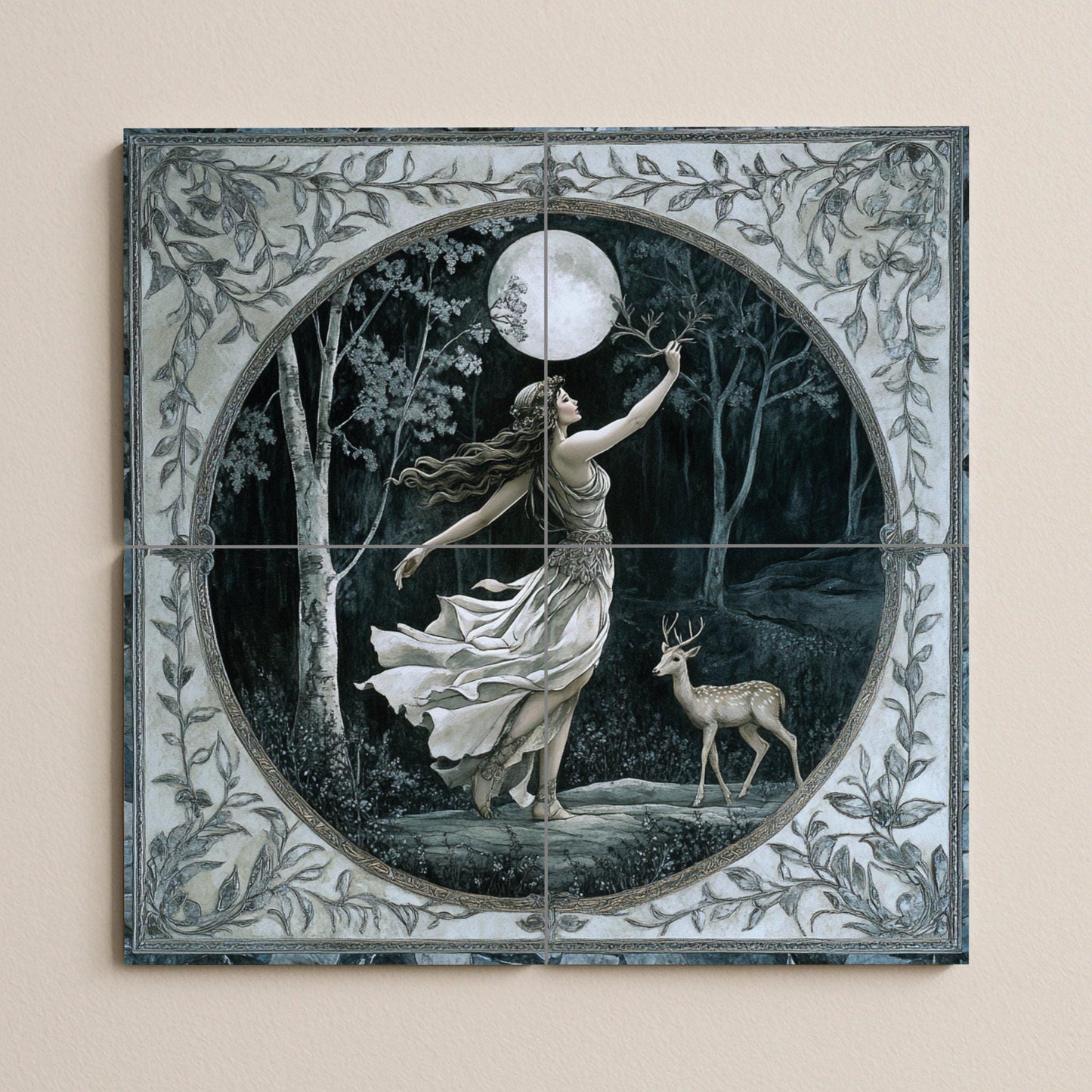 Mural de azulejos cerámicos de la Diosa Mística de la Luna