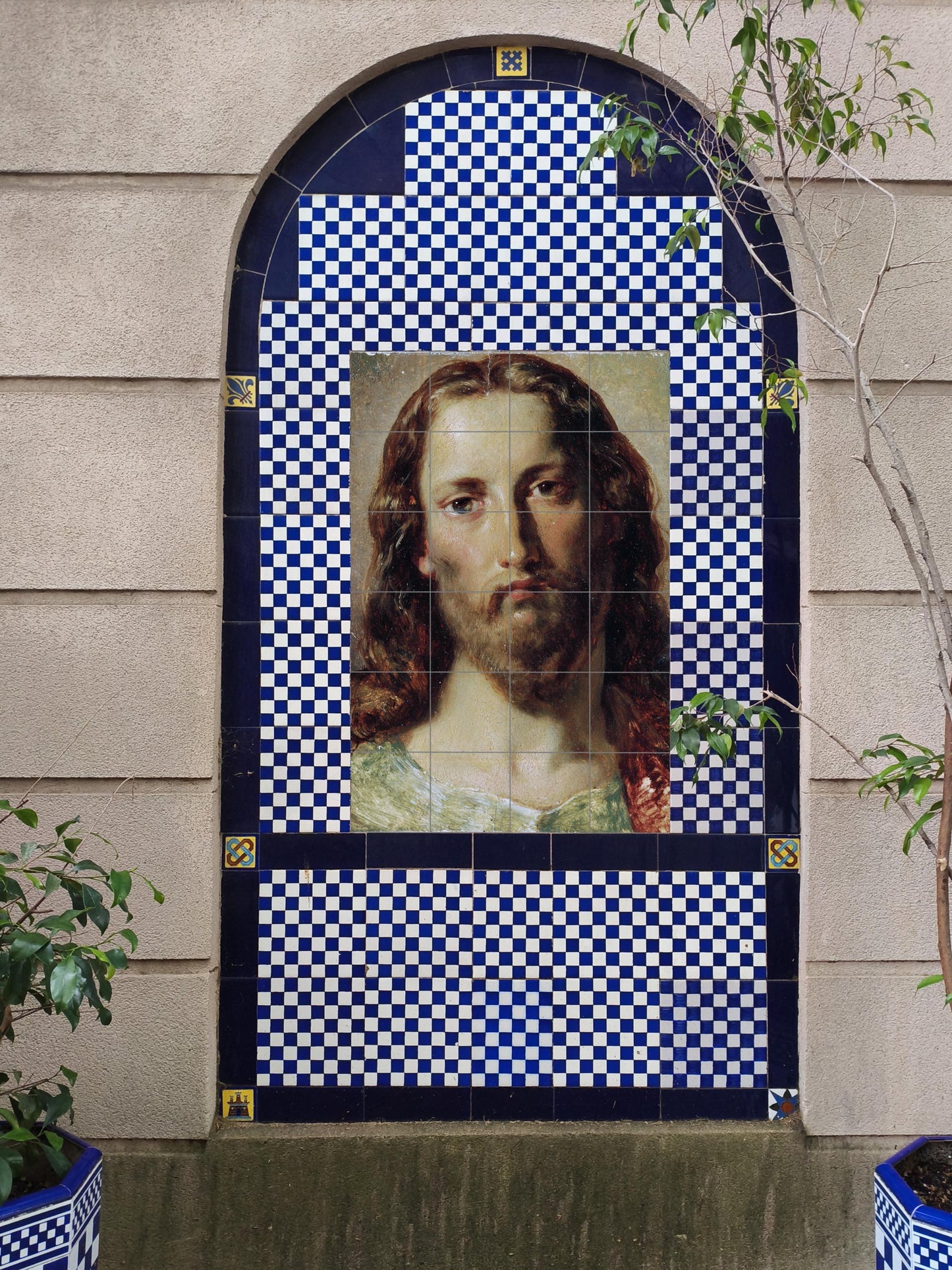 Rostro de Cristo — Cerámica de Jesús en estilo clásico