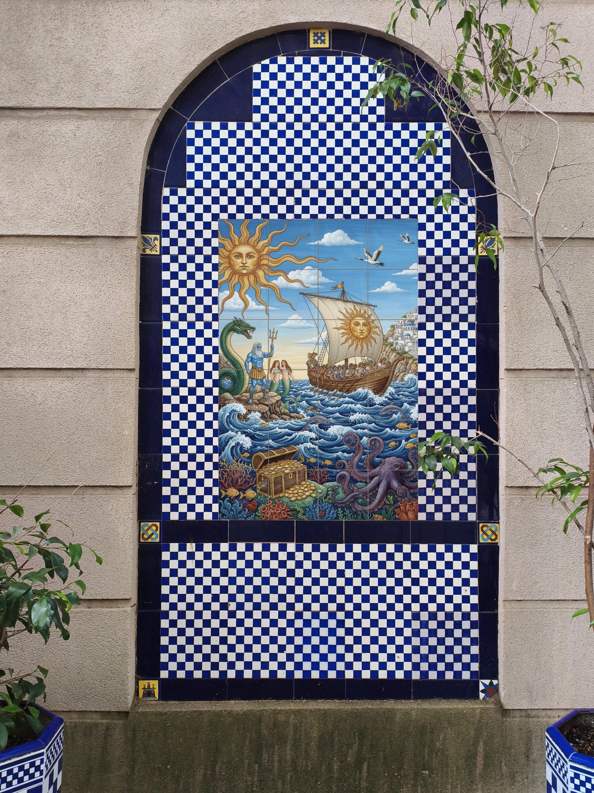 Viaje del Sol — Poseidón, sirenas, barco y tesoro