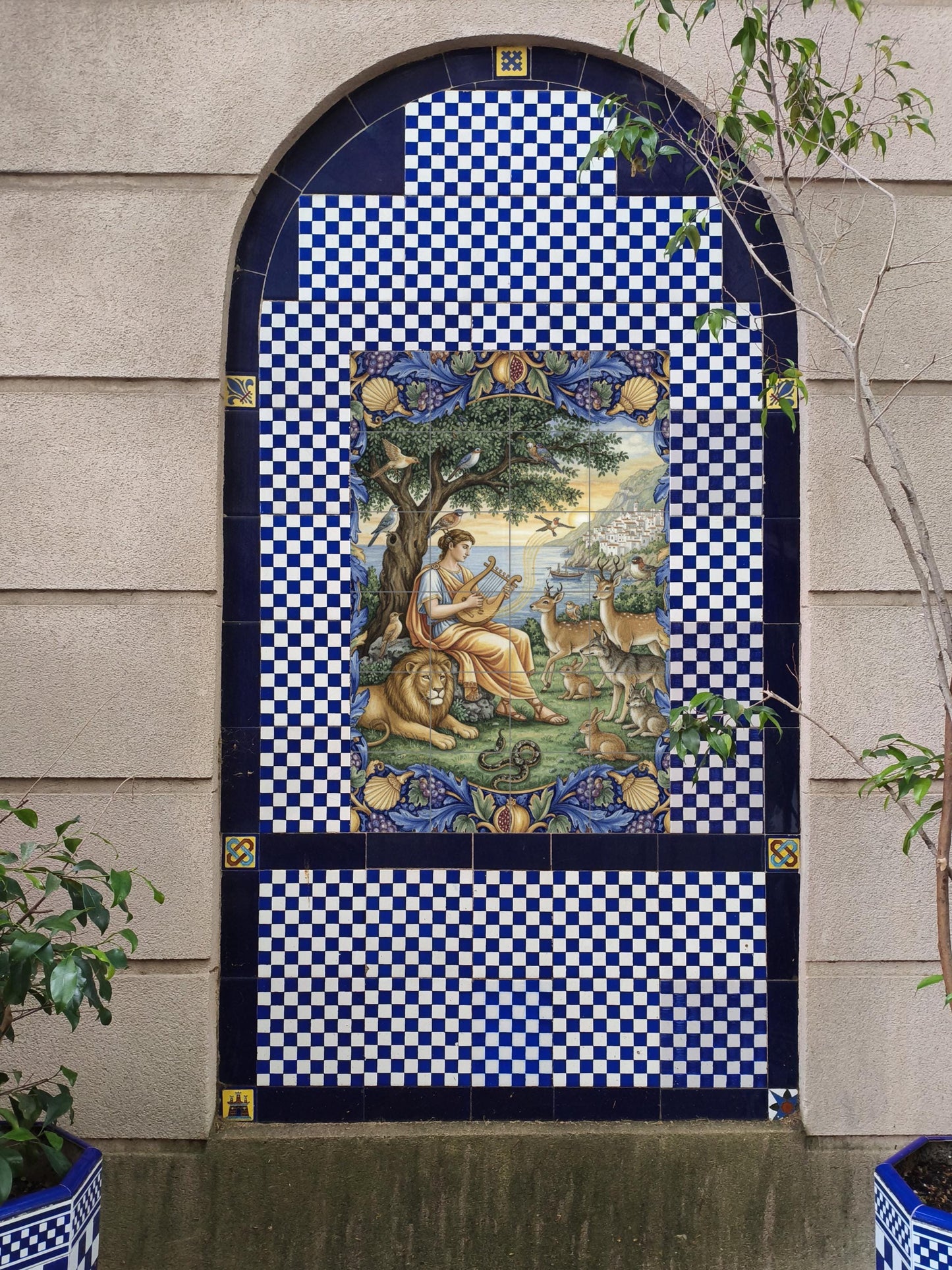 Orfeo e i Animales — Decoro di Leggenda Antica, Arte da Parete in Ceramica
