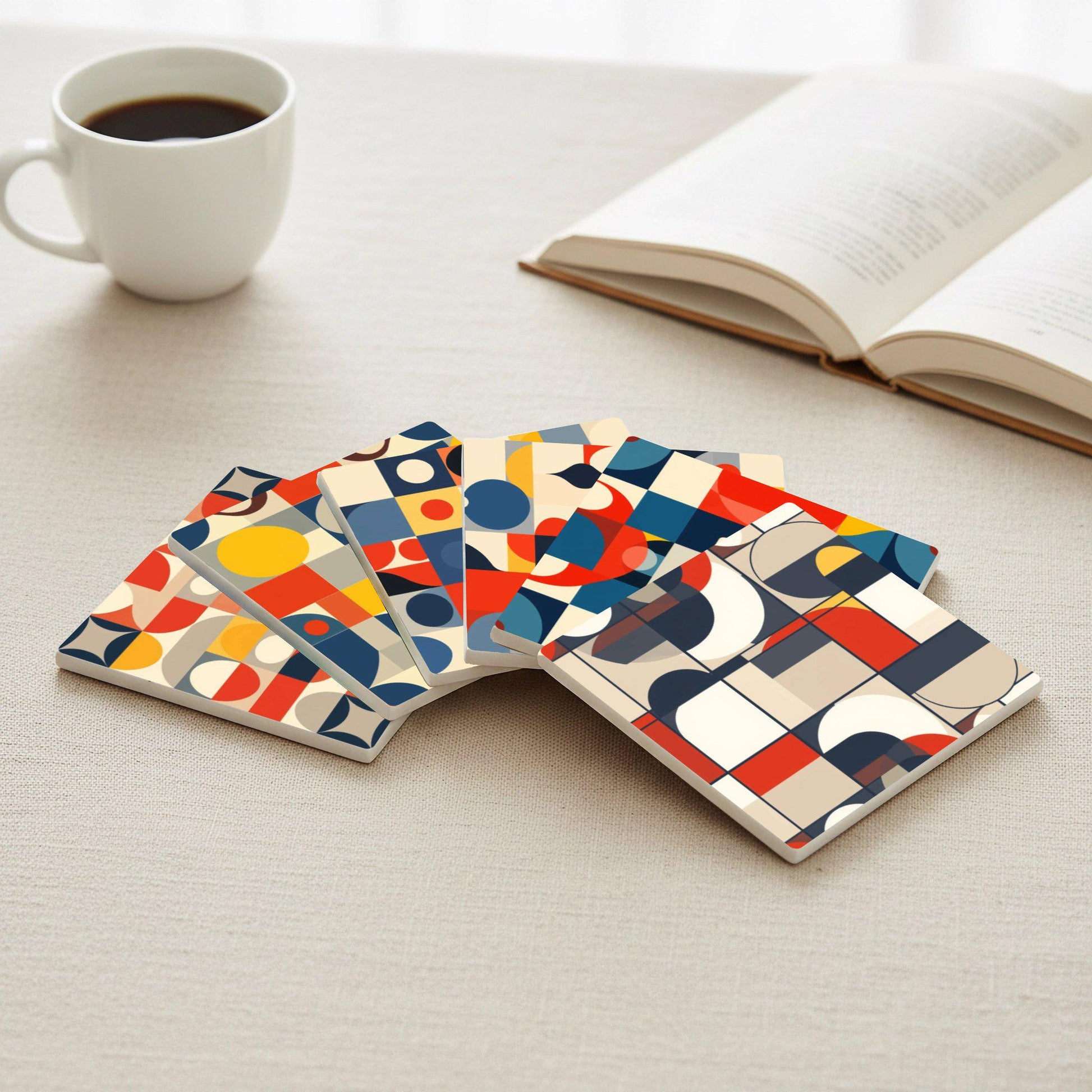 Geometrie Bauhaus — Keramik-Untersetzer-Set · Küsten-Geschenkidee