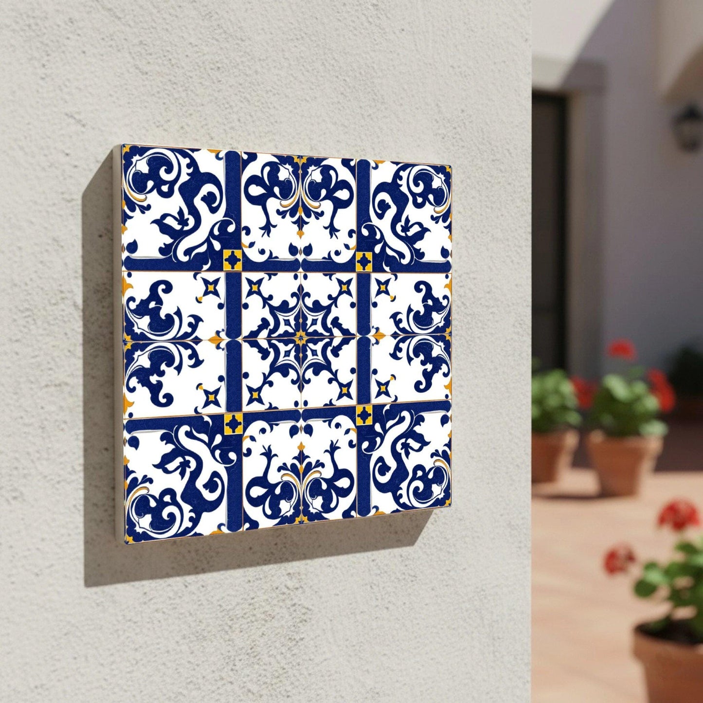 Portugués-inspirado azul y blanco pared con rhythmic geométrico celosía diseño. — Portuguese Azulejo Style Ceramic Tile
