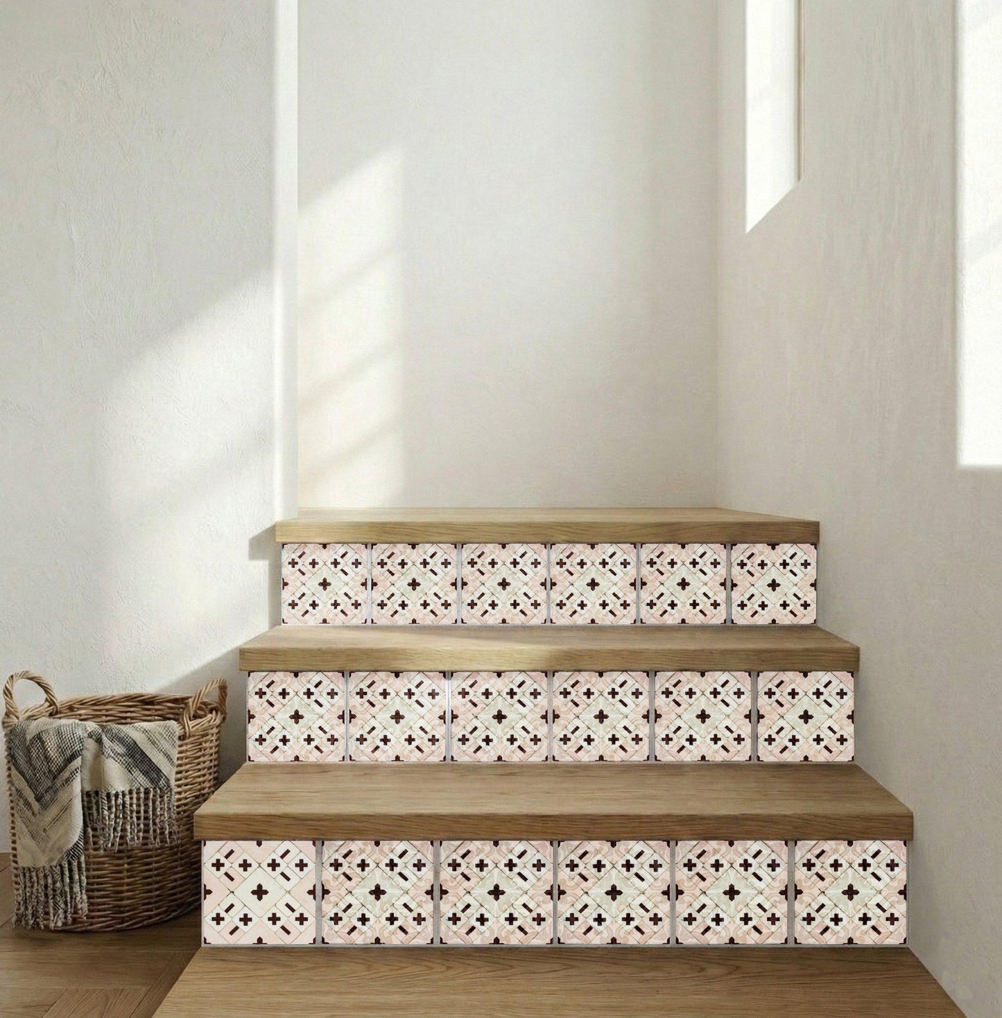 Burgundy Croix de Héritage Traditionnel · Carreau Mural — Décor Géométrique Contemporain