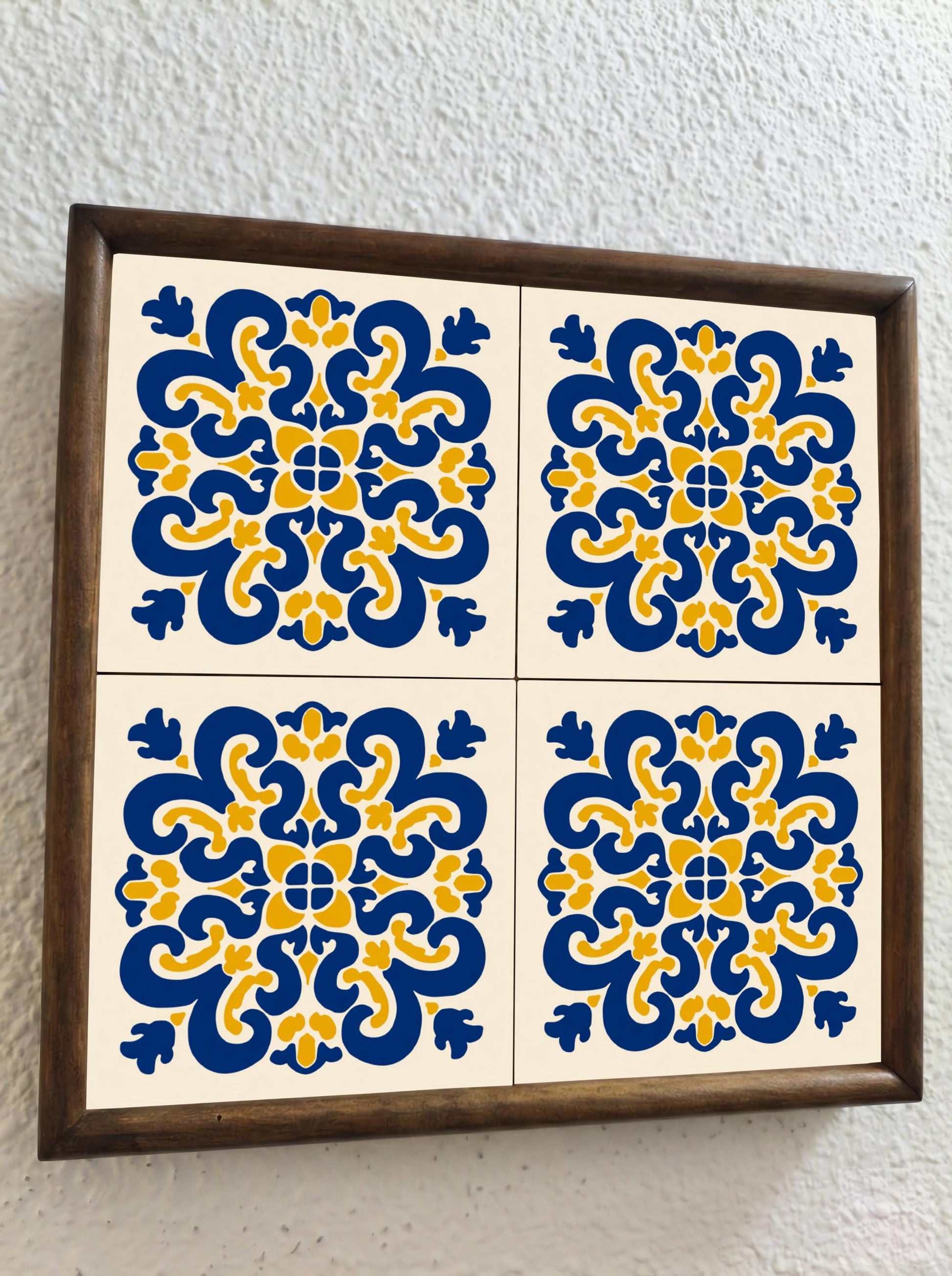 Ceramic Tile Krakow of Traditional Heritage — City Souvenir in Ceramic
