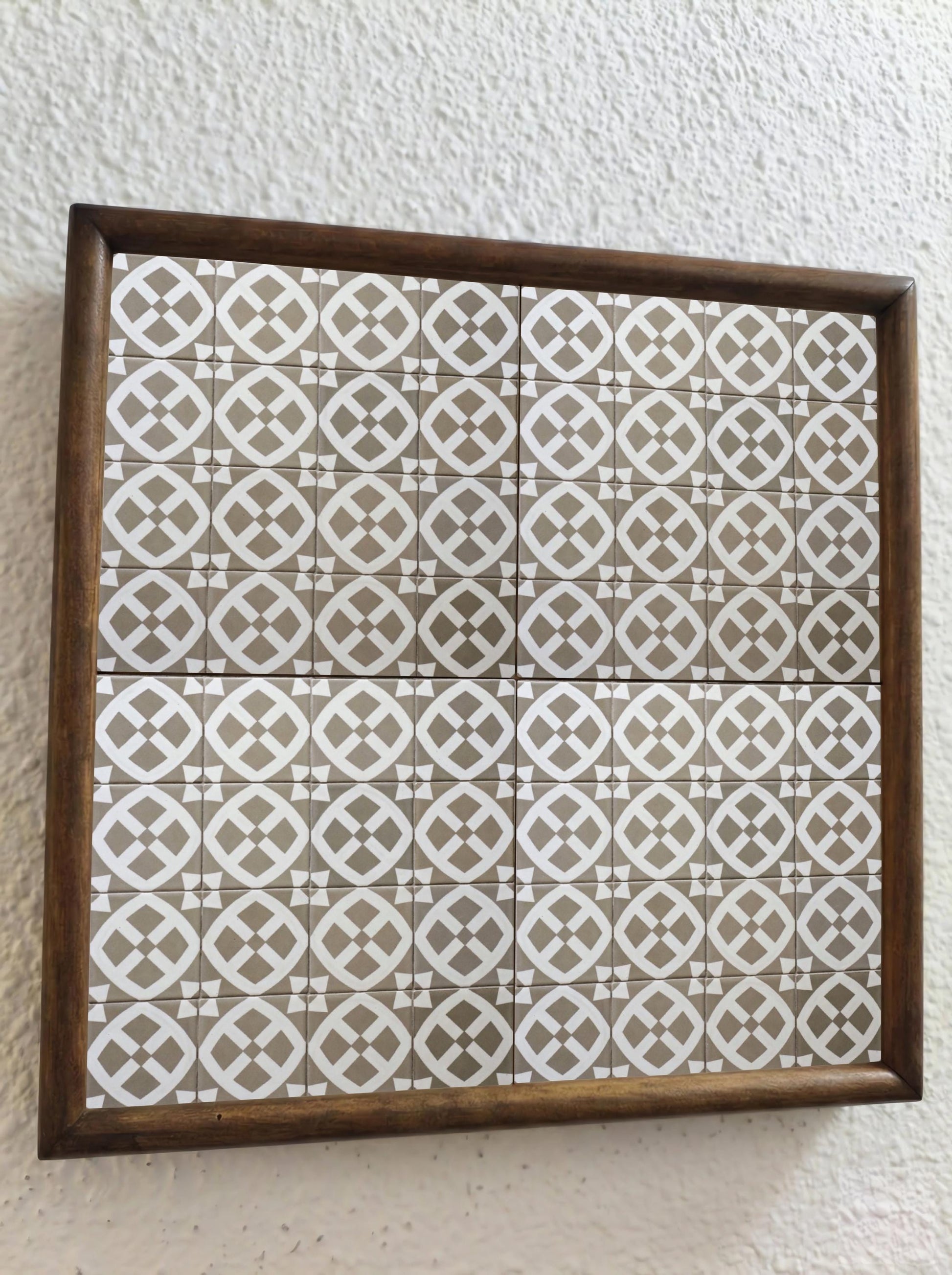 Azulejo Neutro geométrico