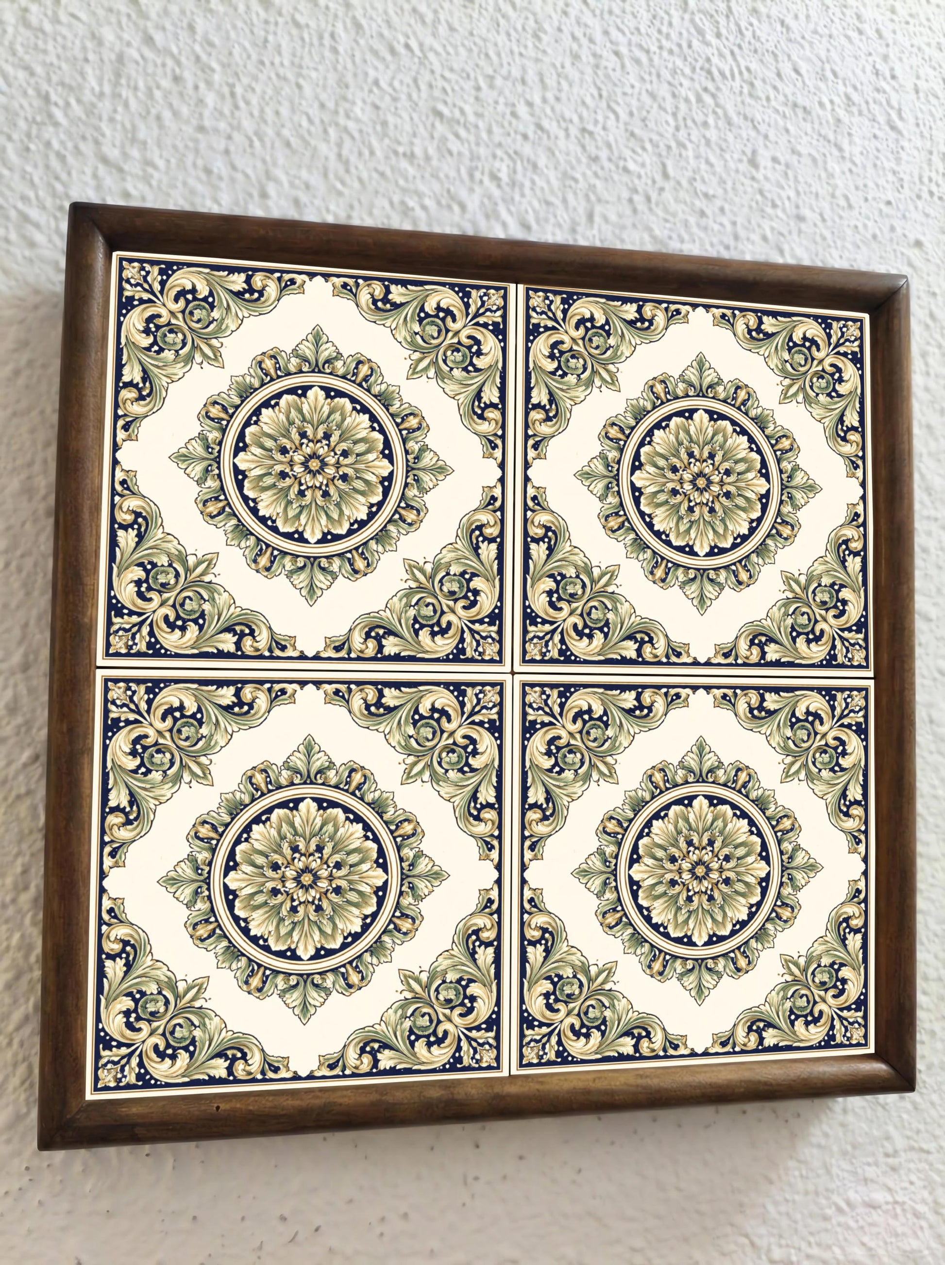 Fliese Prague Barock Medaillon · Zeitgemäßer Geometrie-Dekor