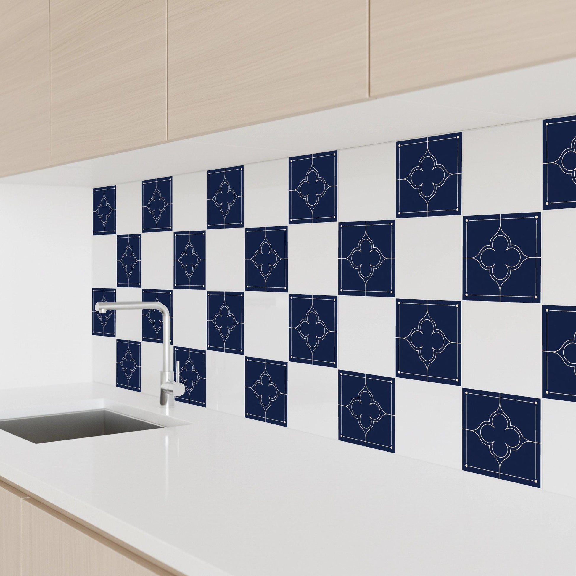 Ceramic Tile Paros Midnight — Vintage-Style Ornament