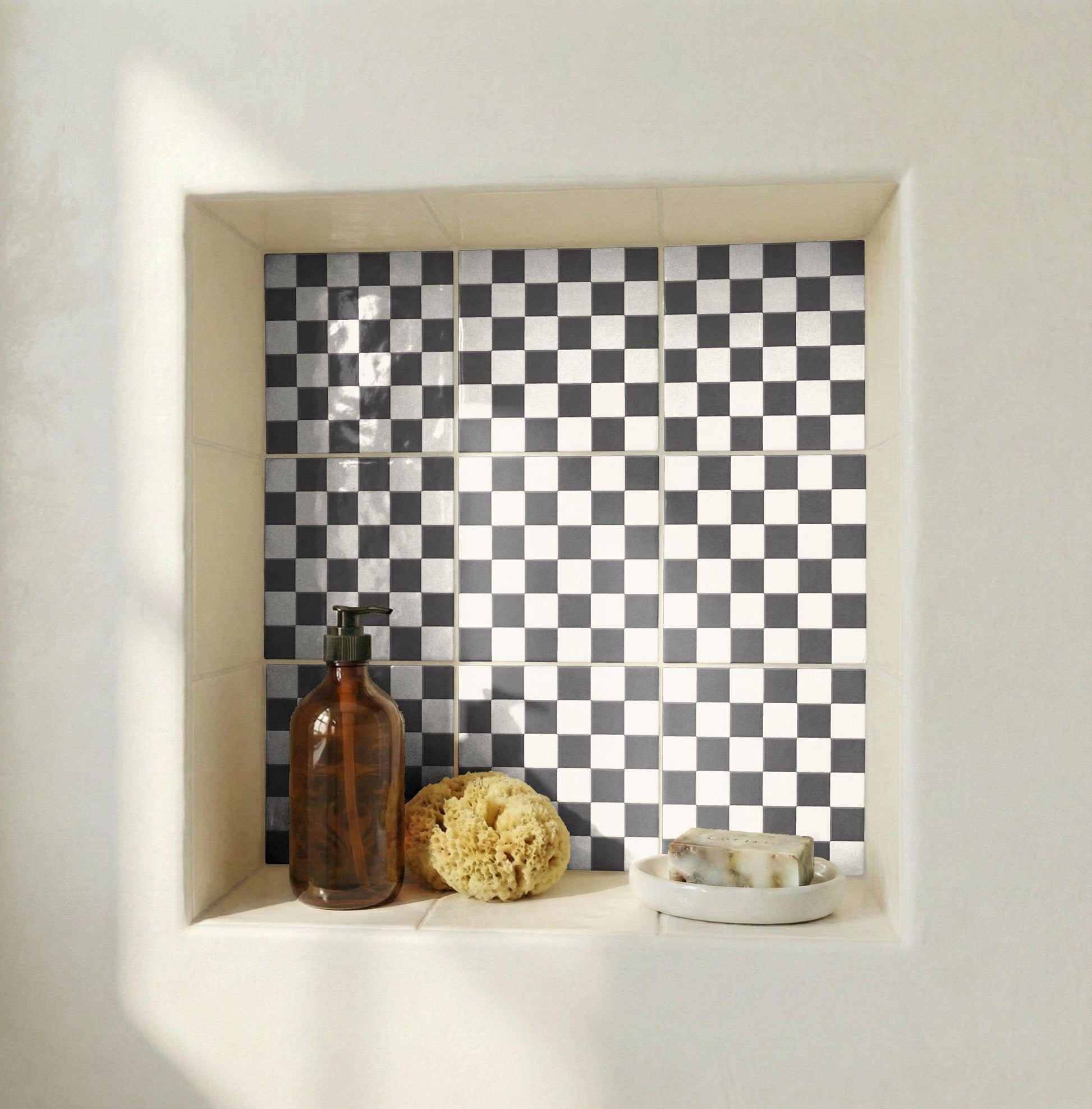 Ceramic Tile Negro y blanco damero Mural — Vintage-Style Ornament