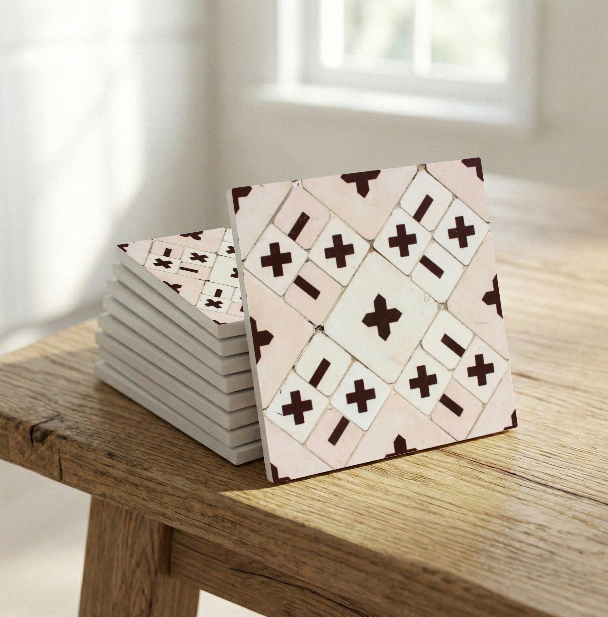 Burgundy Croix de Héritage Traditionnel · Carreau Mural — Décor Géométrique Contemporain