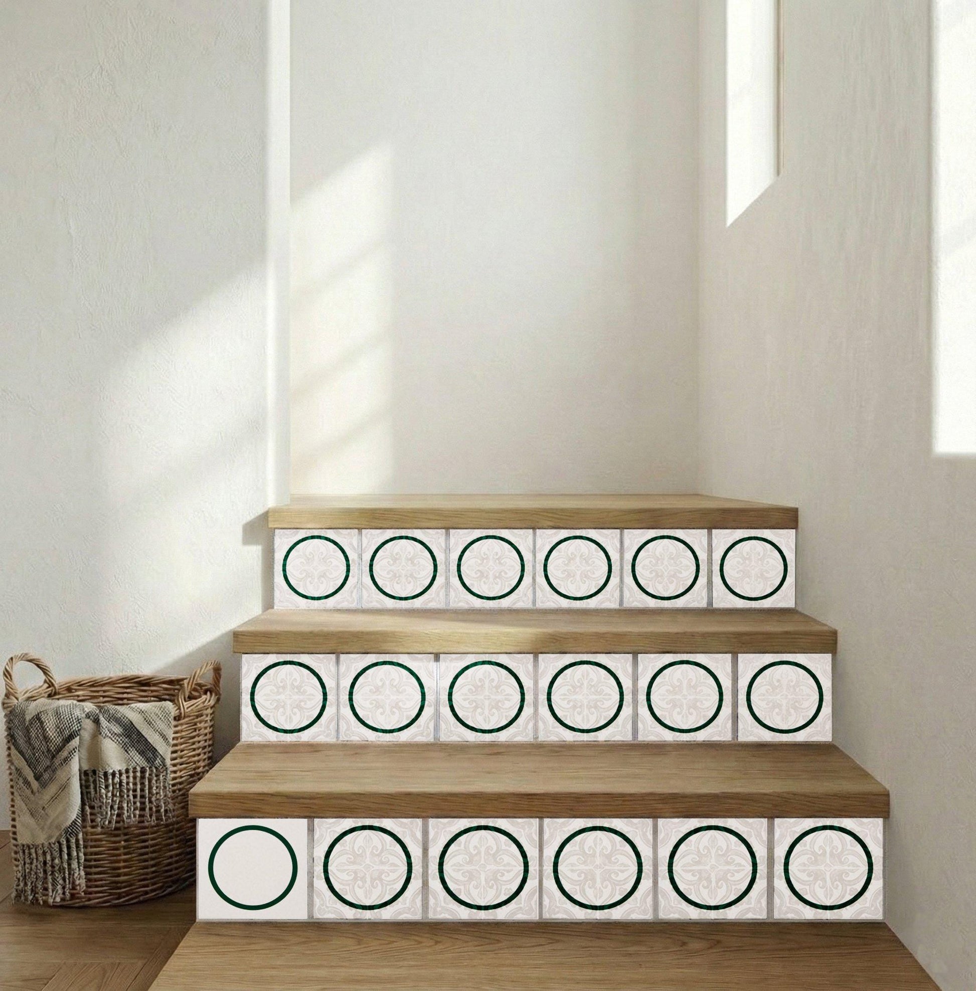 Ceramic Tile Green Circle Minimalist — Geometric Pattern