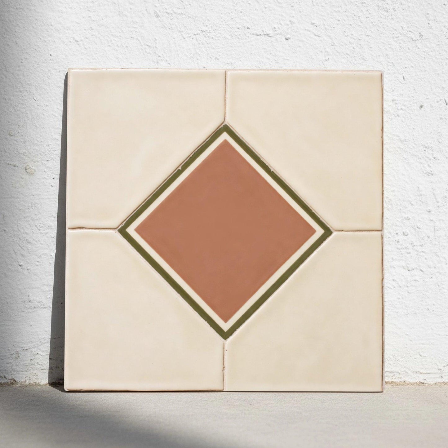 Azulejo-Fliese Sahara — Modernes geometrisches Design