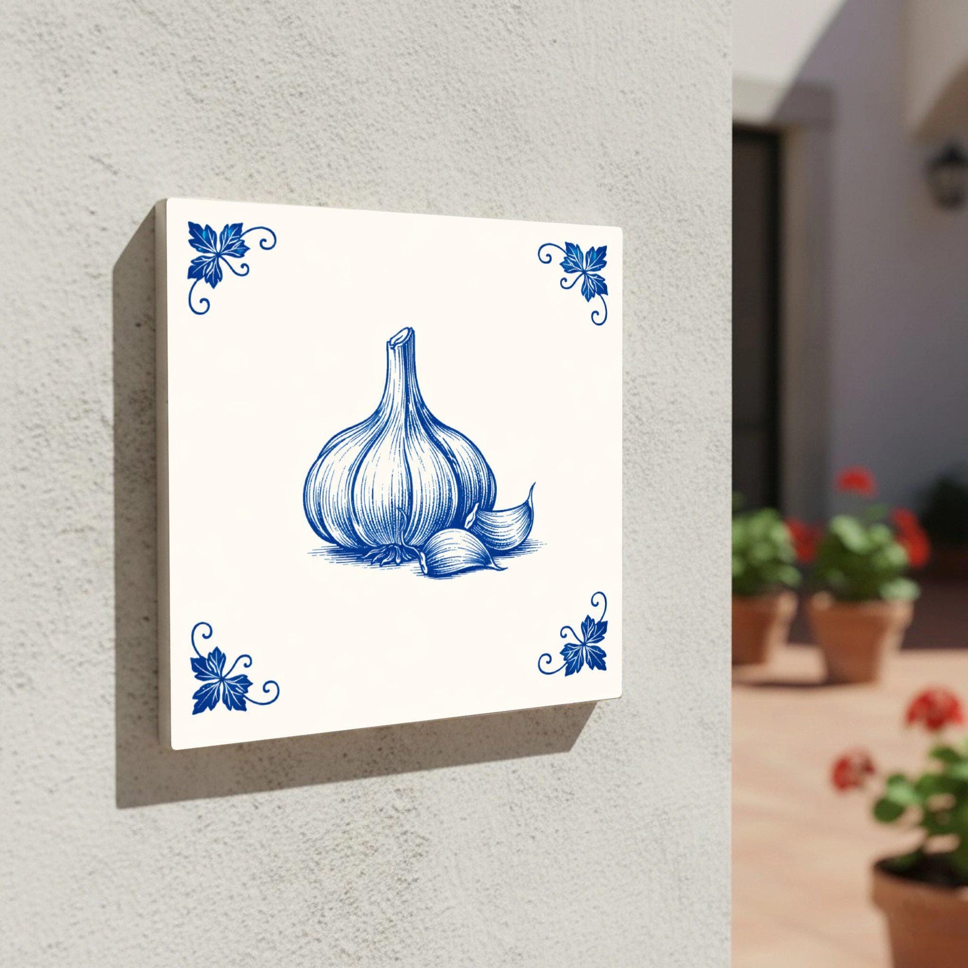 Fliese Knoblauch in Delfter Blau · Holländische Keramik in Blau-Weiß
