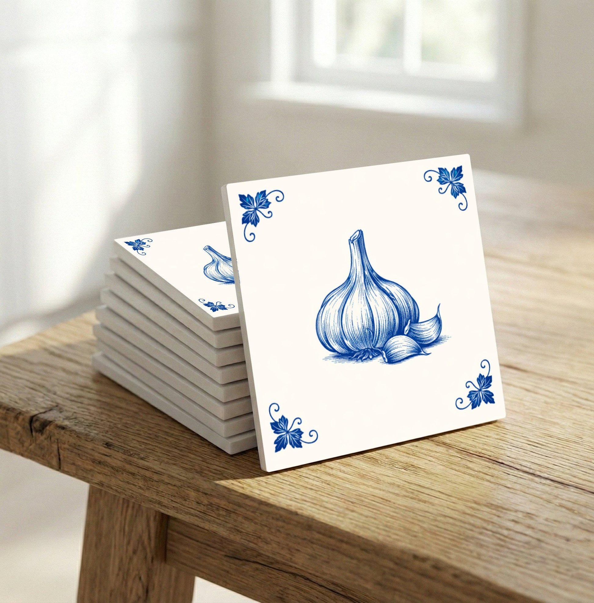 Fliese Knoblauch in Delfter Blau · Holländische Keramik in Blau-Weiß