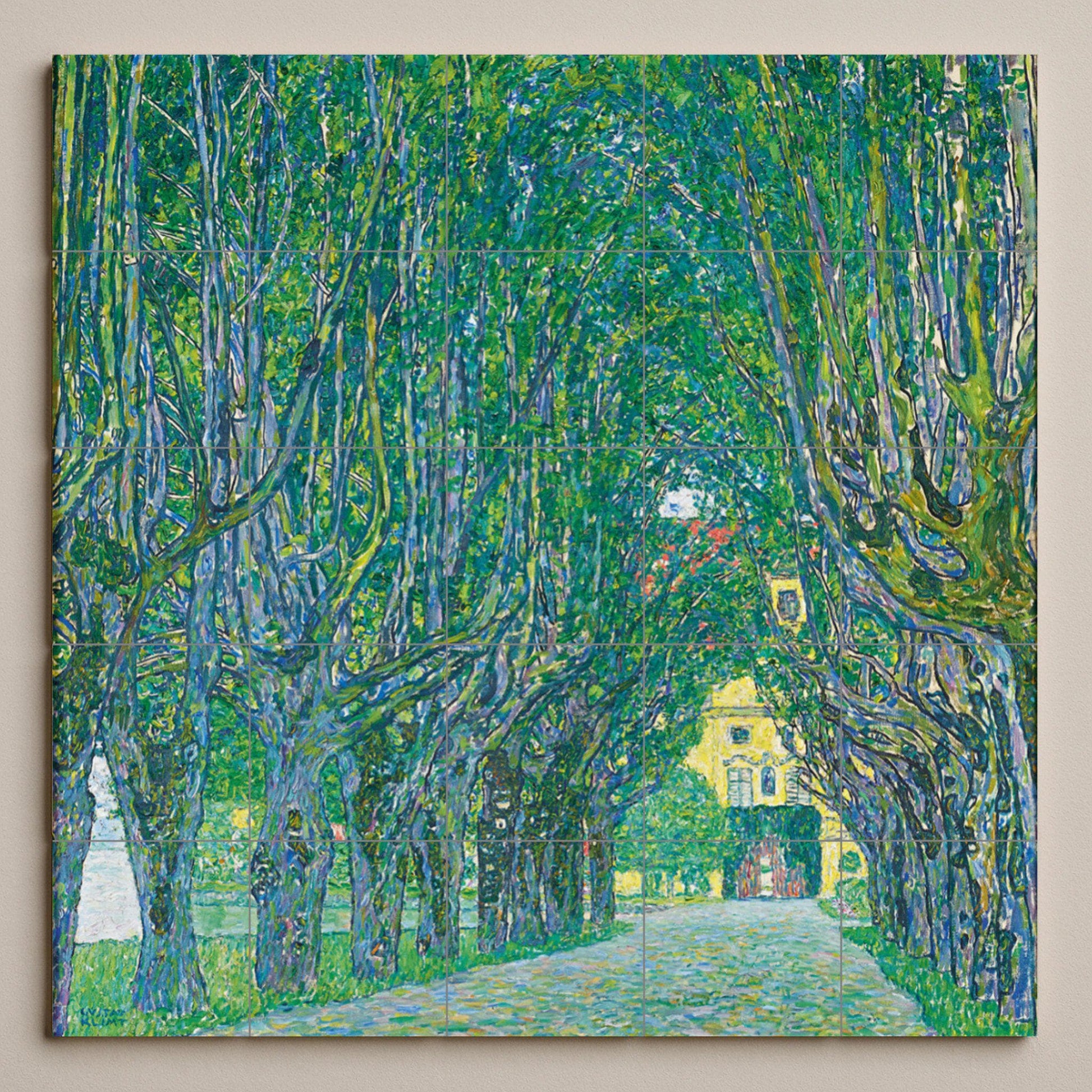 El mural de azulejos de cerámica de la avenida
