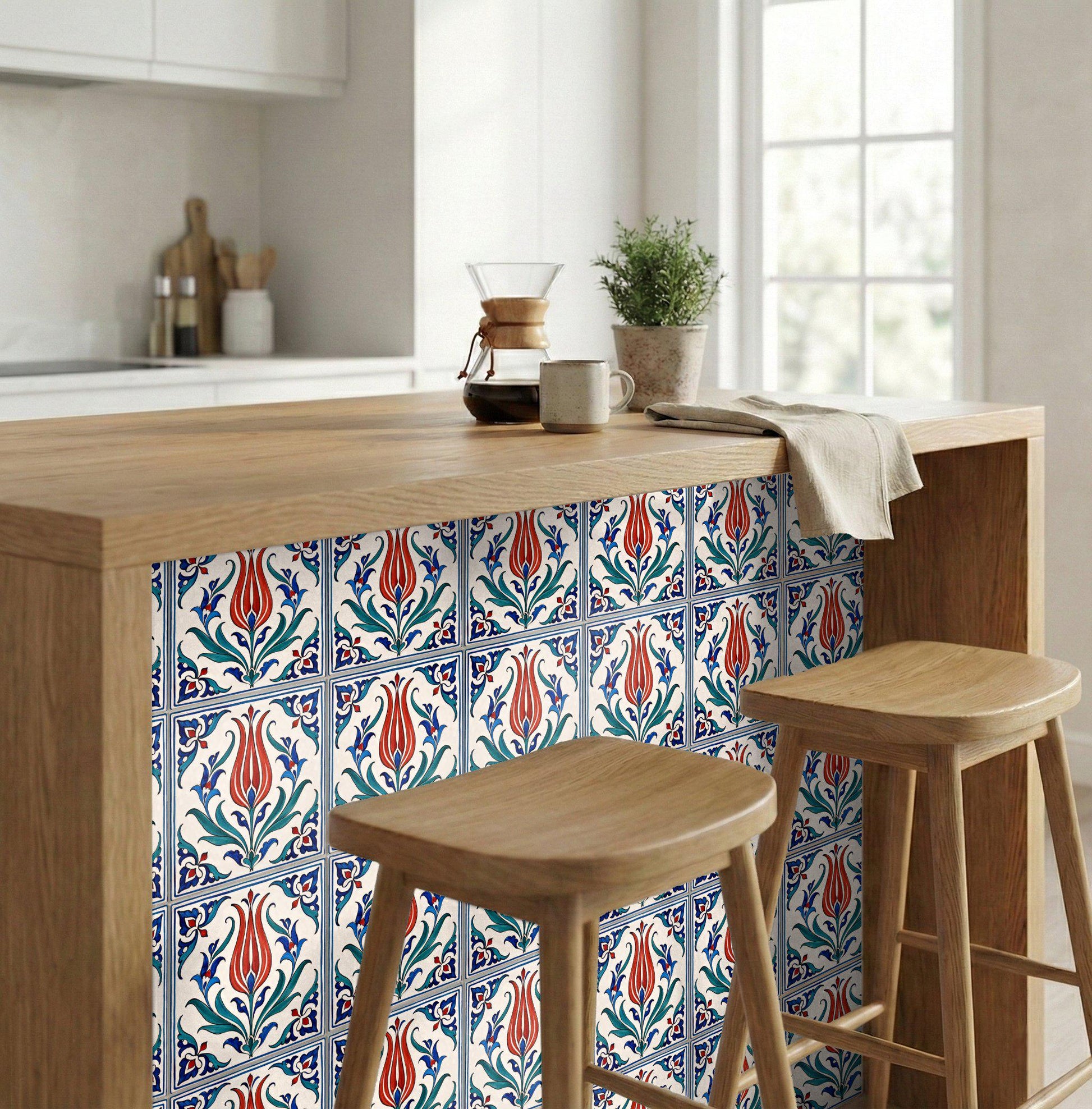 Turkish Tulip — Floral & Botanical Design Decorative Tile