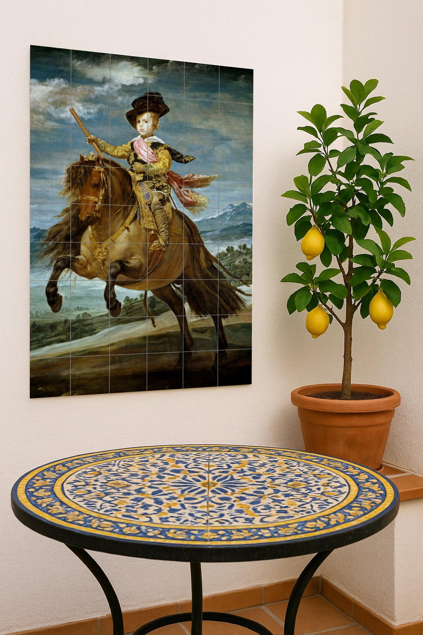 Mural de azulejos cerámicos con retrato ecuestre