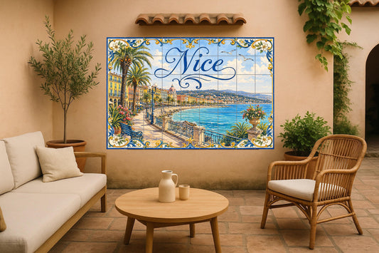 Bonito mural de azulejos de cerámica de la Riviera Francesa…