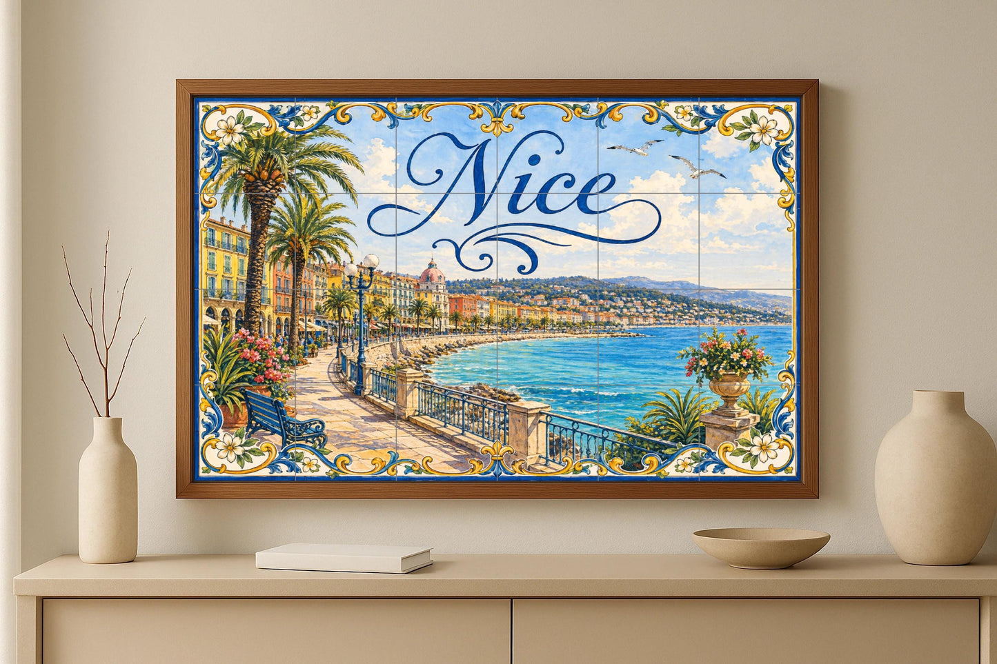 Bonito mural de azulejos de cerámica de la Riviera Francesa…