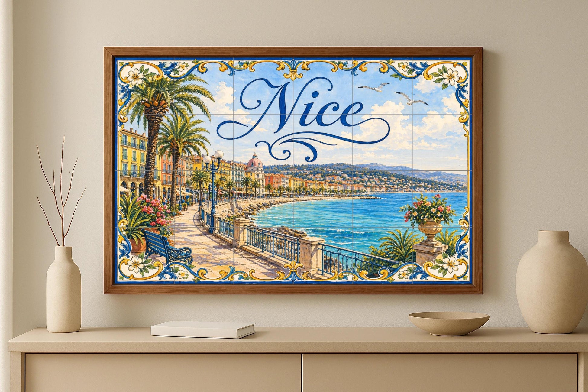 Bonito mural de azulejos de cerámica de la Riviera Francesa…